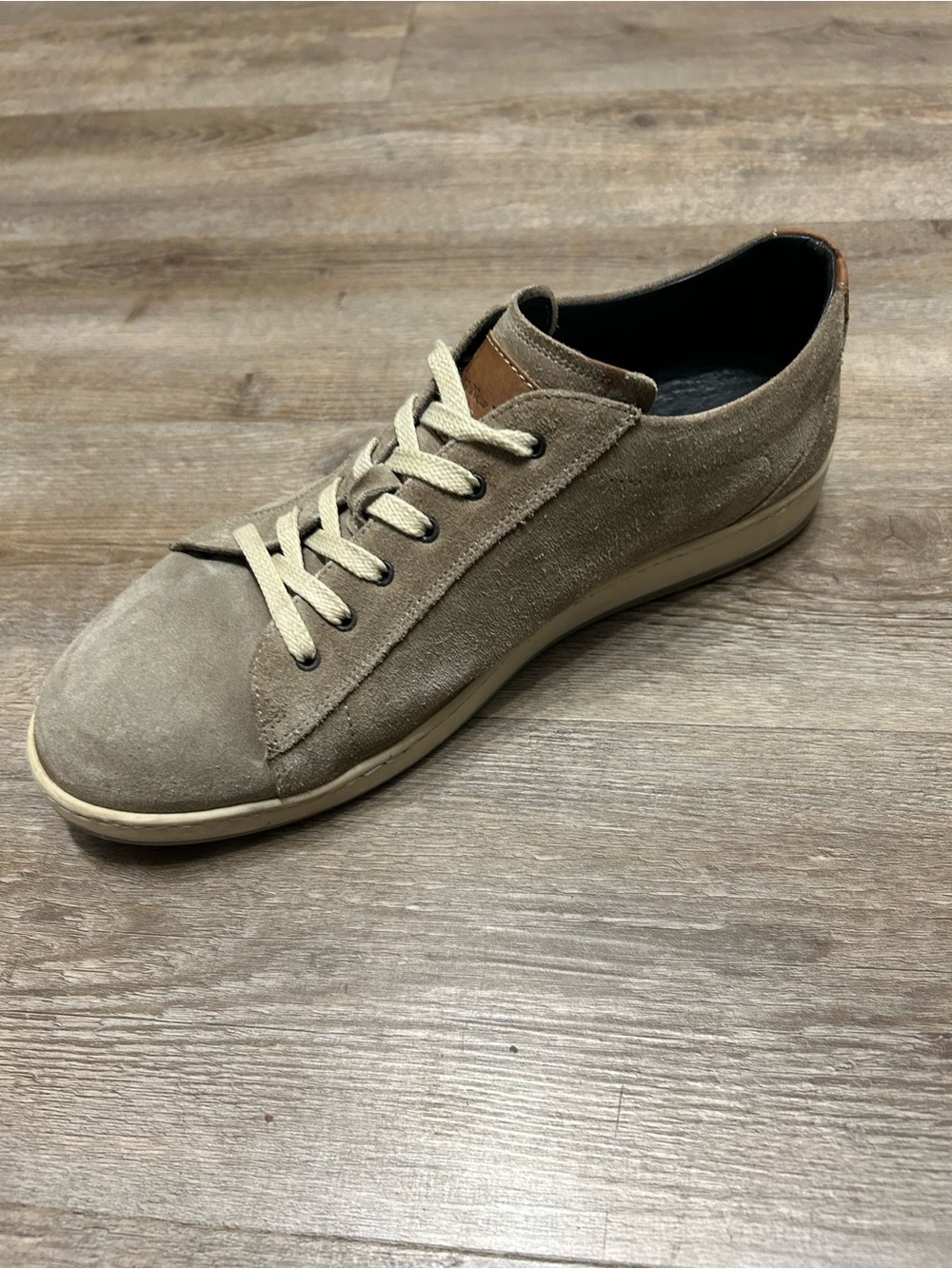 To Boot New York Barlow Men’s Size 10.5 Suede Lace-Up Low Top Sneakers Taupe - Picture 6 of 10